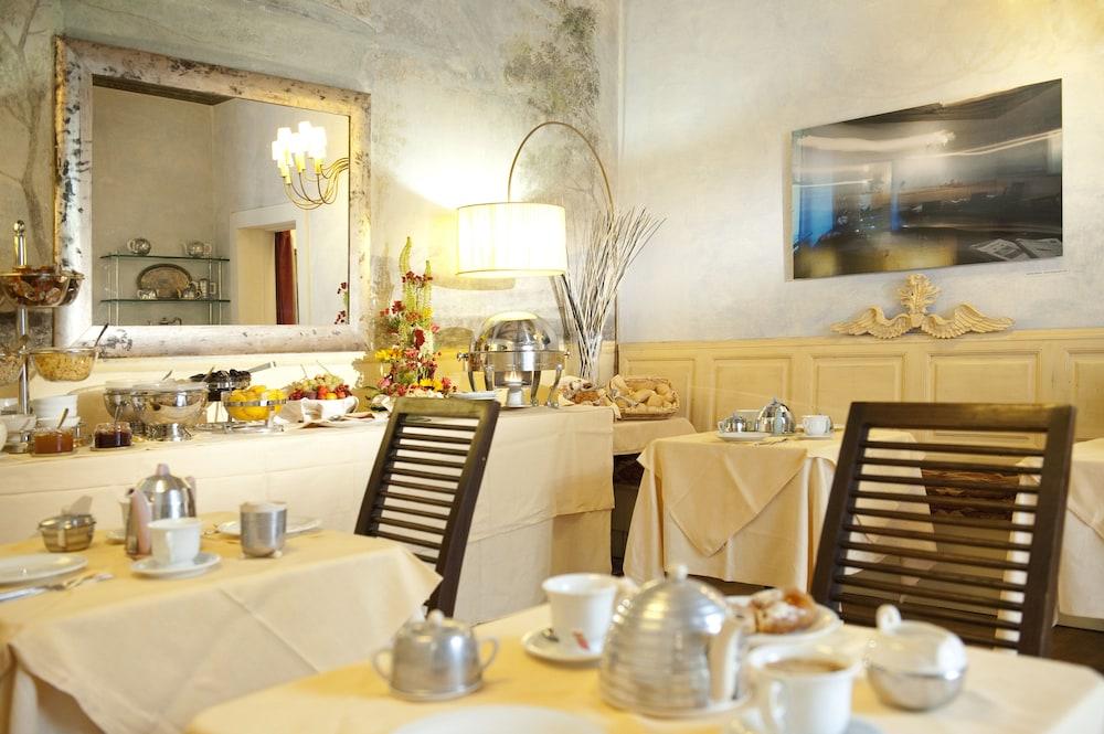 Hotel Palazzo Dal Borgo Florenz Restaurant foto